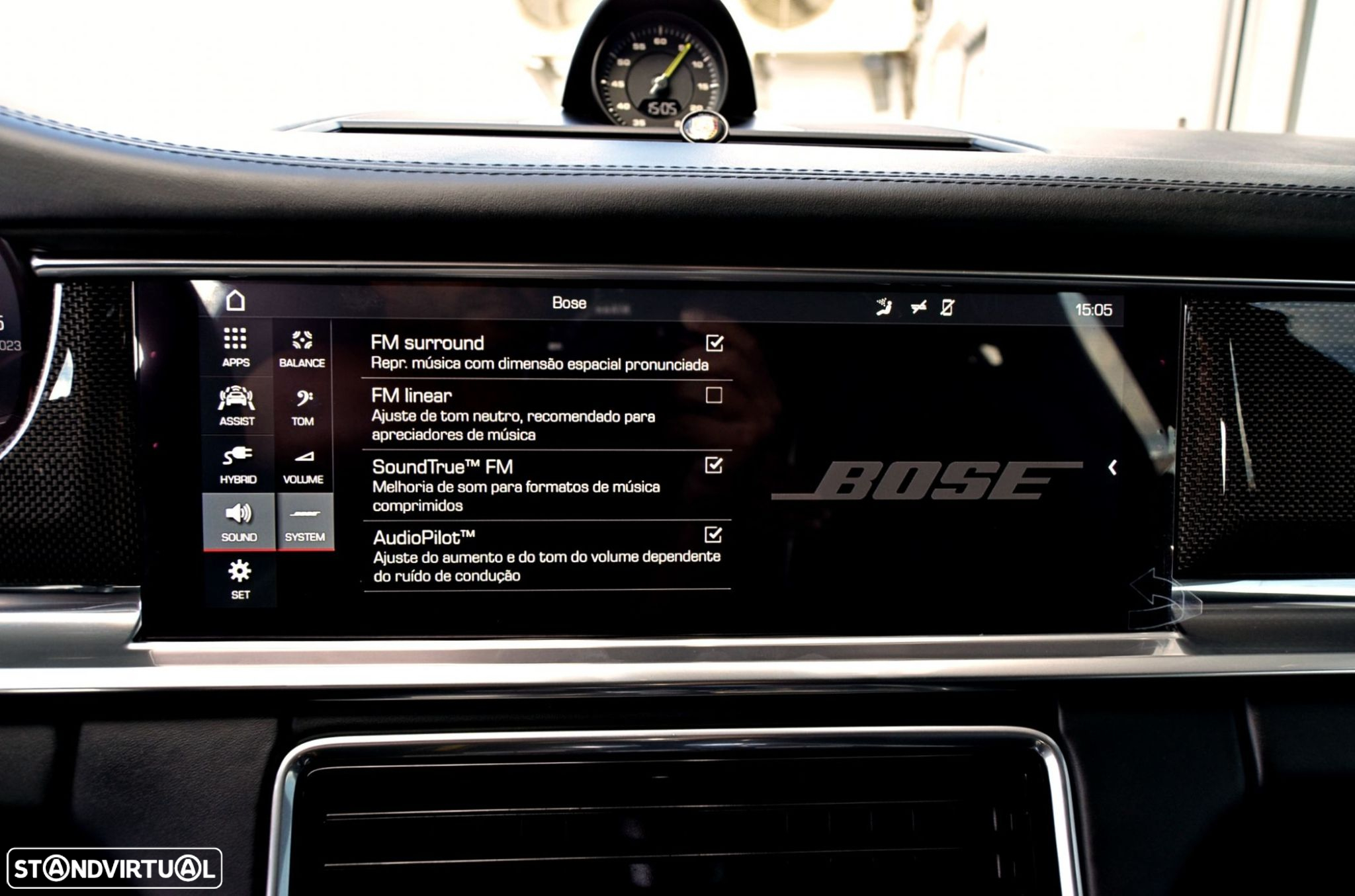 Porsche Panamera 4 E-Hybrid - 33
