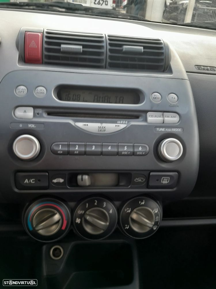 Honda Jazz 1.2 Live - 11