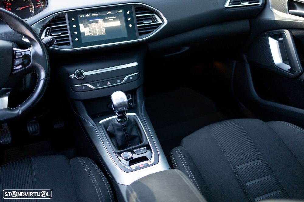 Peugeot 308 2.0 BlueHDi Allure - 22