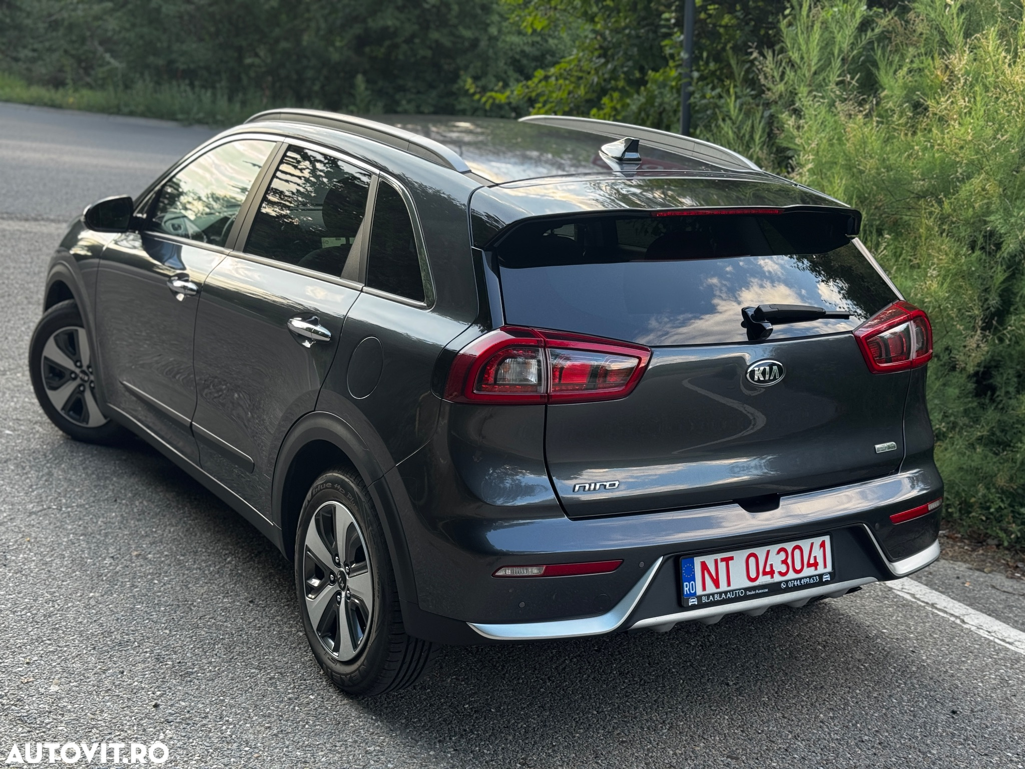 Kia Niro 1.6 GDI HEV 2WD OPF Aut. Spirit - 25