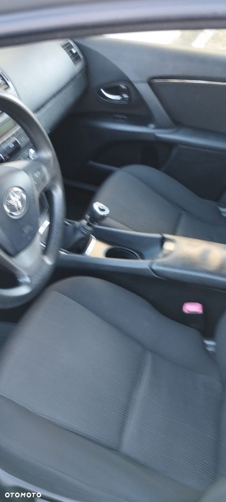 Toyota Avensis - 6