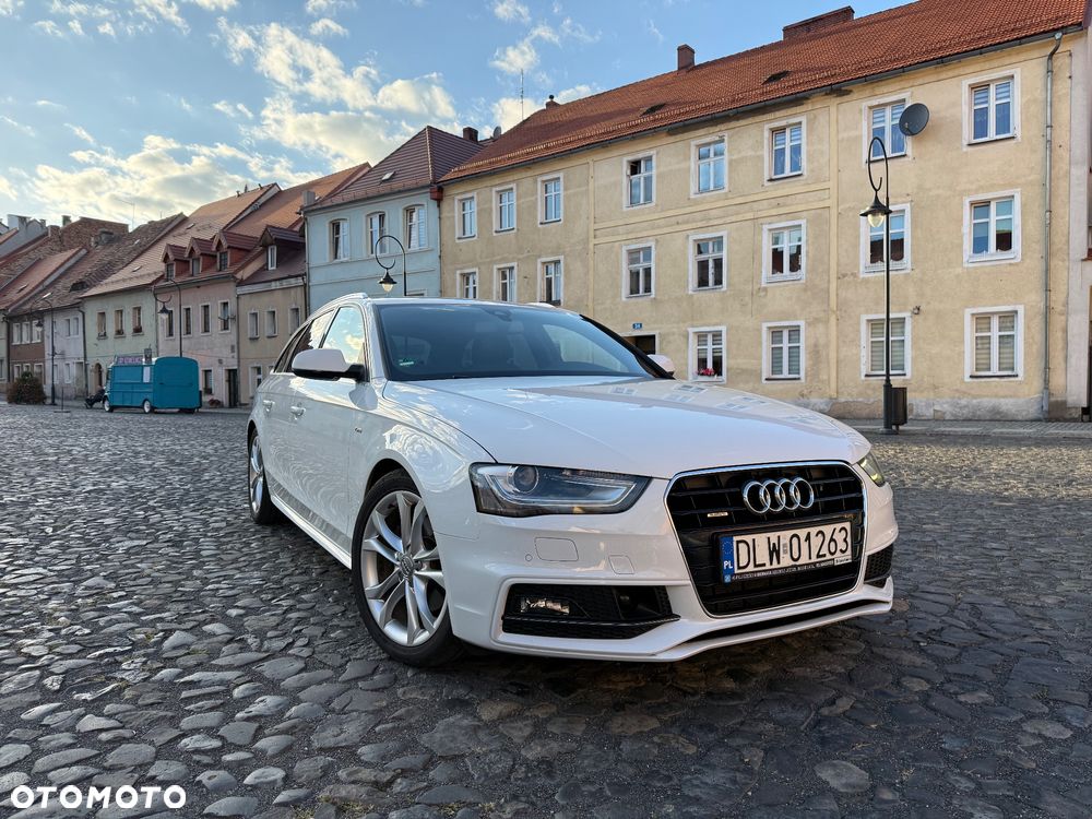 Audi A4 Avant 2.0 TDI S tronic quattro sport - 1