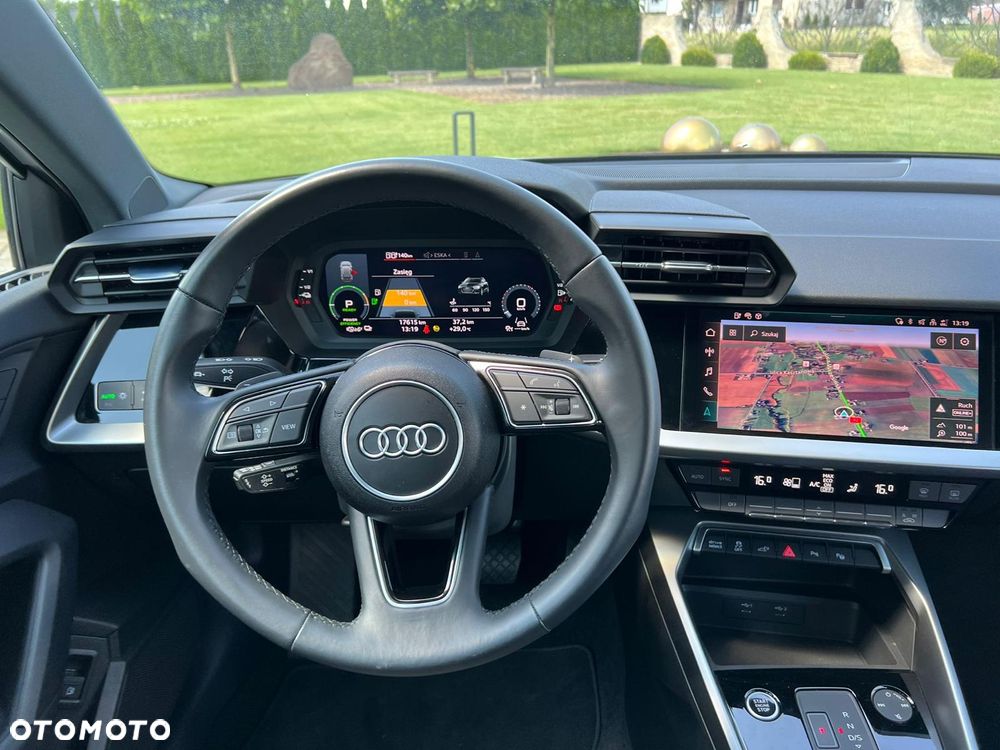 Audi A3 Sportback - 13