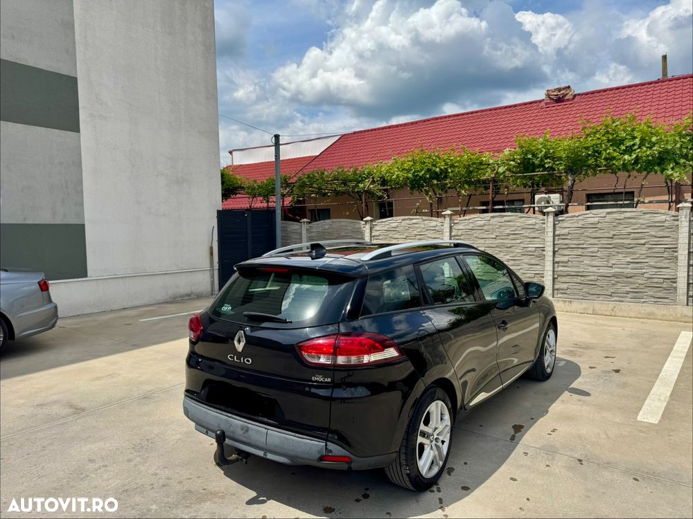 Renault Clio - 19