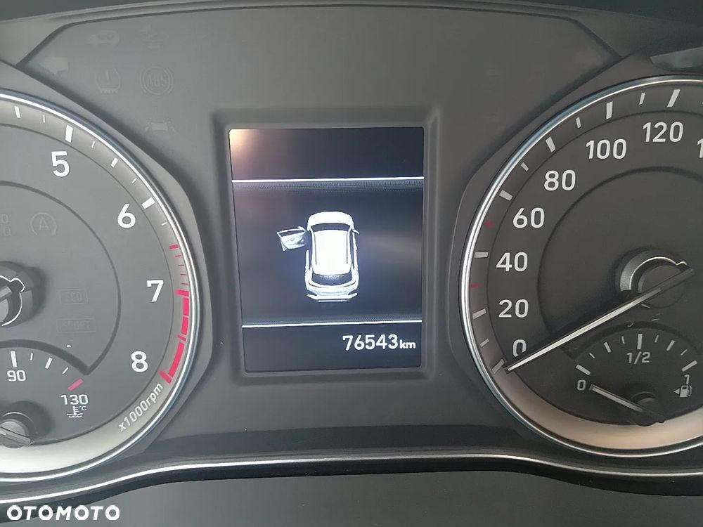Hyundai Kona - 39