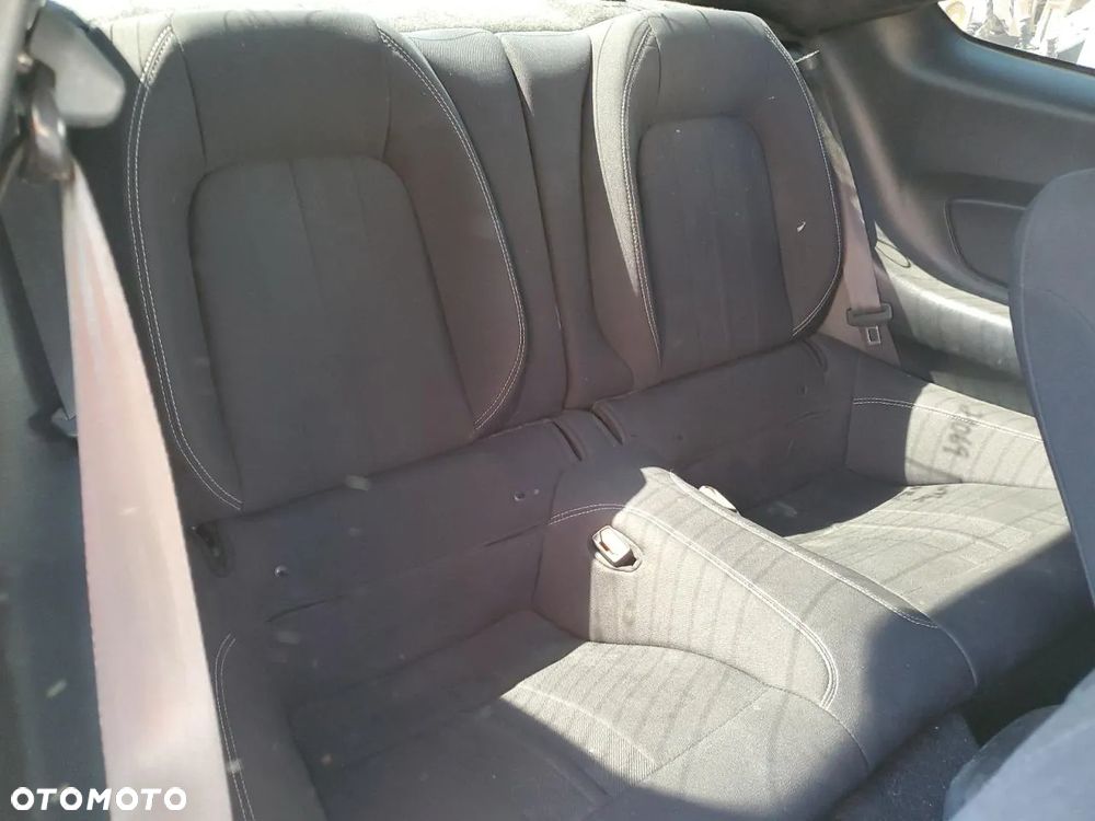 Ford Mustang Fastback 5.0 Ti-VCT V8 GT - 10