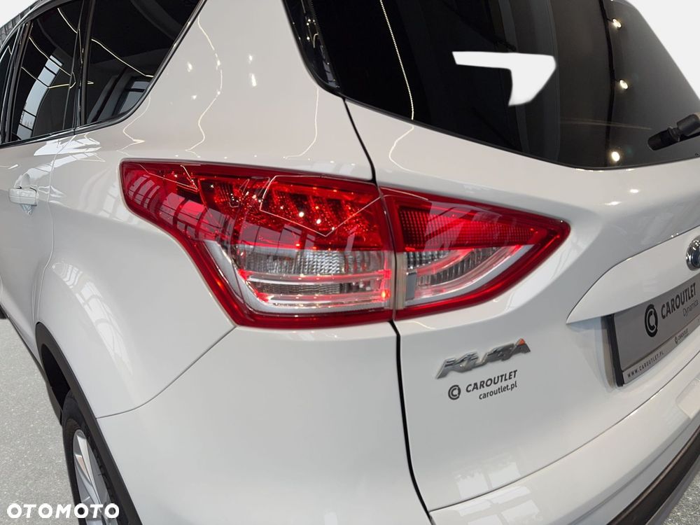 Ford Kuga - 12