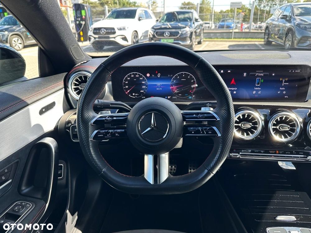 Mercedes-Benz CLA - 9