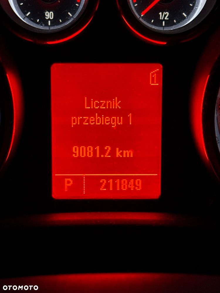 Opel Astra - 9