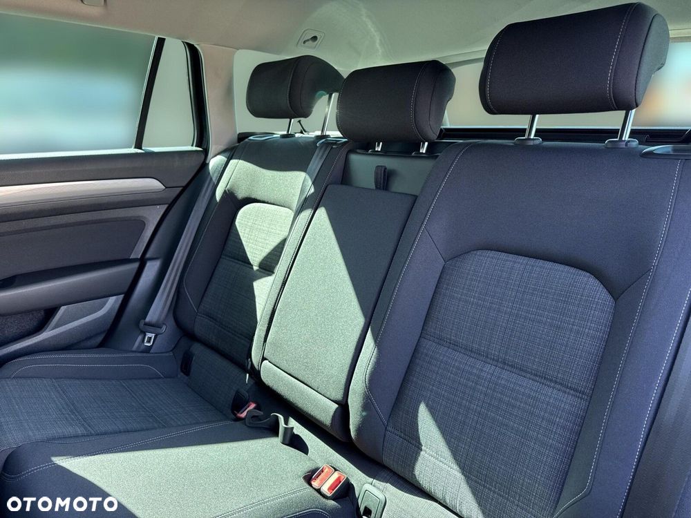 Volkswagen Passat 2.0 TDI EVO Business - 16