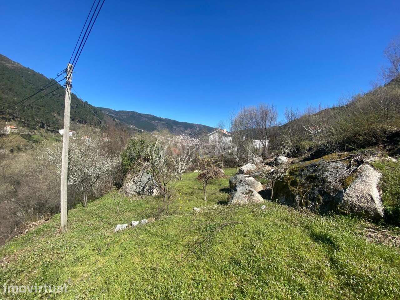 Lote / Manteigas, Manteigas (São Pedro) - Grande imagem: 2/15
