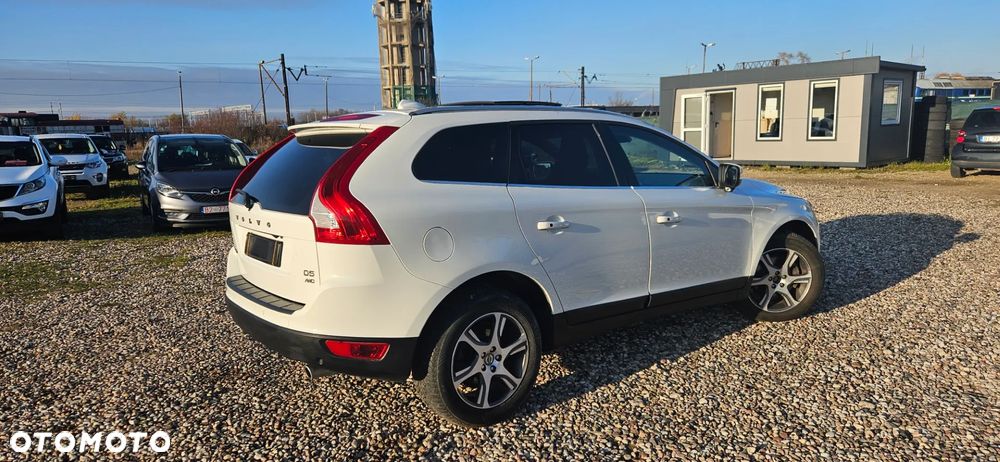 Volvo XC 60 D5 AWD Geartronic Summum - 2