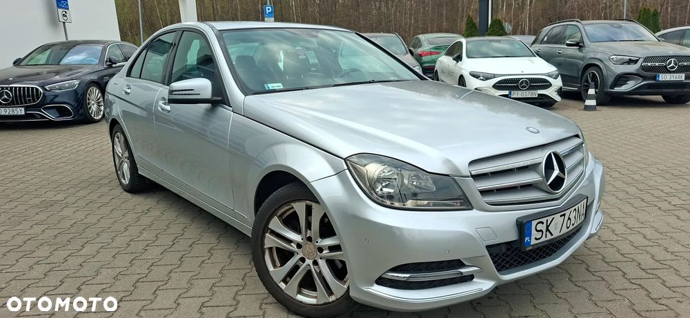 Mercedes-Benz Klasa C 180 (BlueEFFICIENCY) Avantgarde - 12
