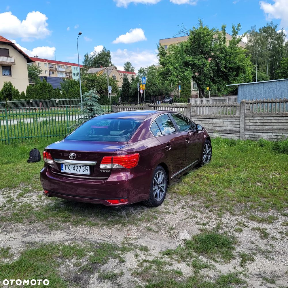 Toyota Avensis 1.8 Style - 3