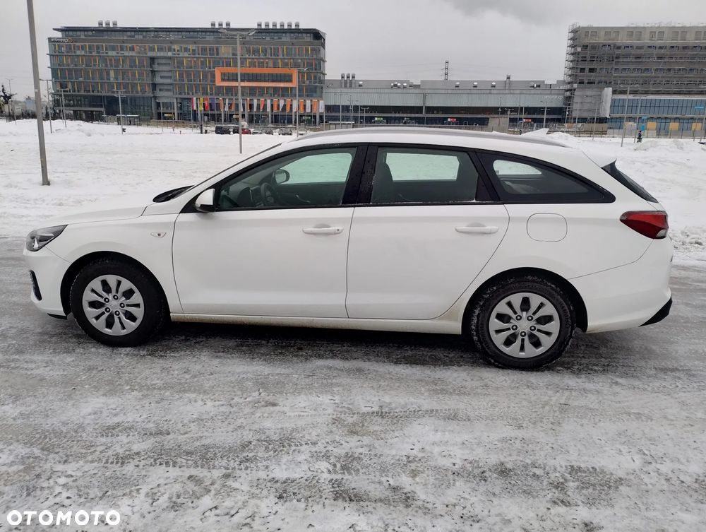 Hyundai i30 1.5 DPI Classic + - 2