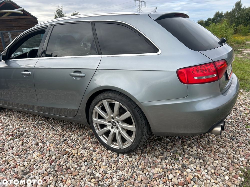 Audi A4 Avant 2.0 TDI DPF quattro S line Sportpaket - 5