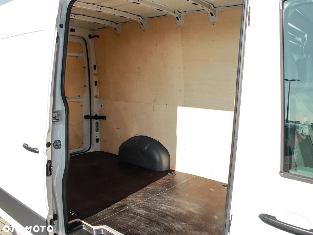 Volkswagen Crafter - 8