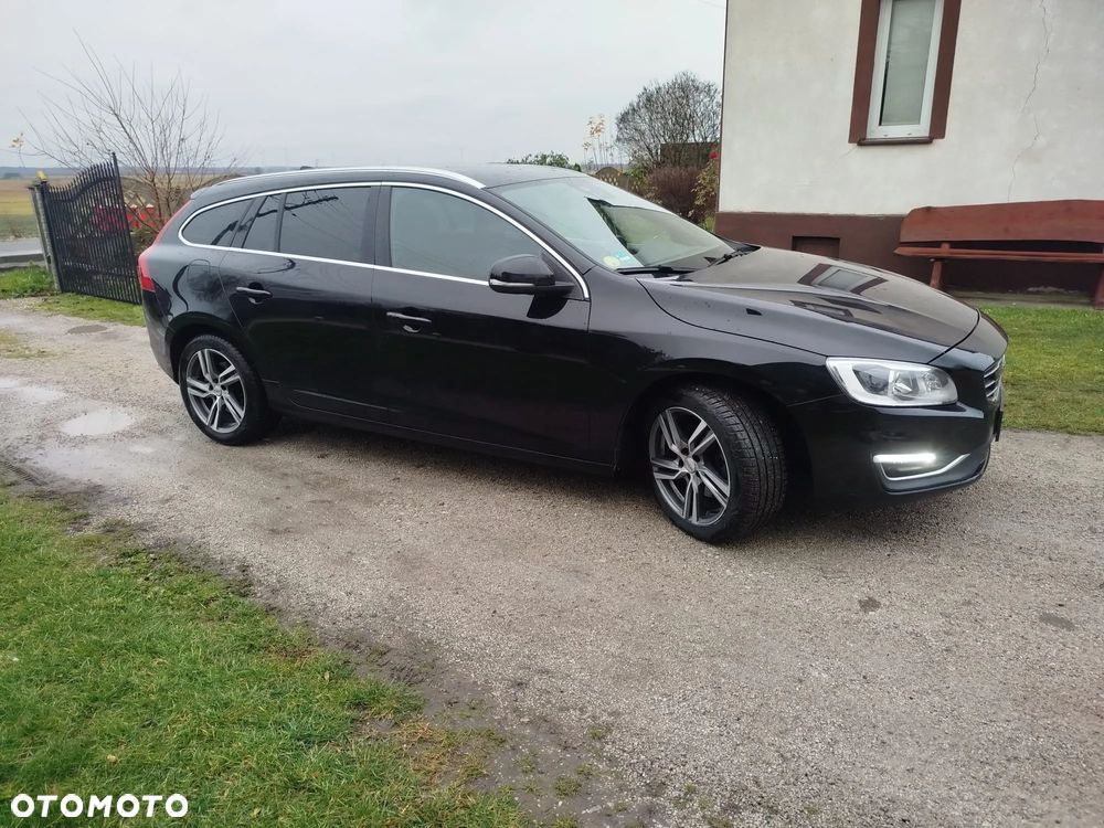 Volvo V60 D4 Geartronic Summum - 8