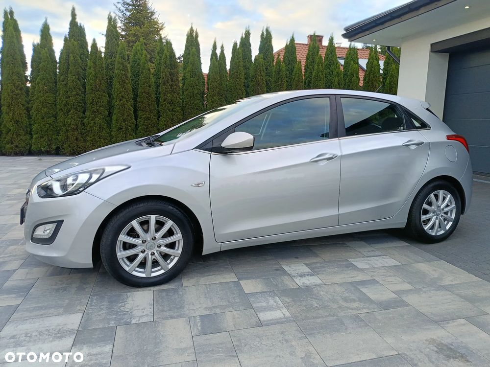 Hyundai i30 blue 1.6 CRDi YES Silver - 8