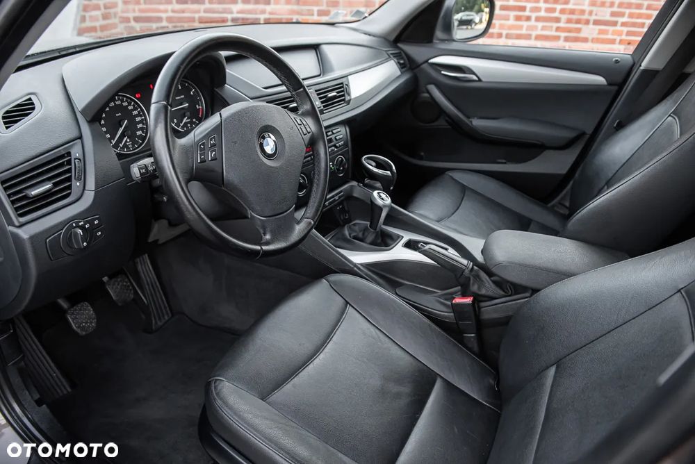 BMW X1 sDrive18d Sport Line - 6