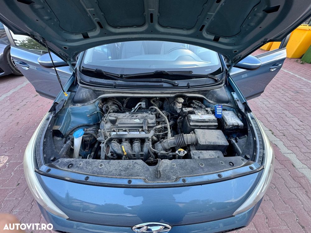 Hyundai i20 - 8