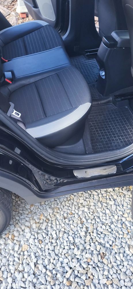 Kia Stonic 1.2 L Business Line - 38