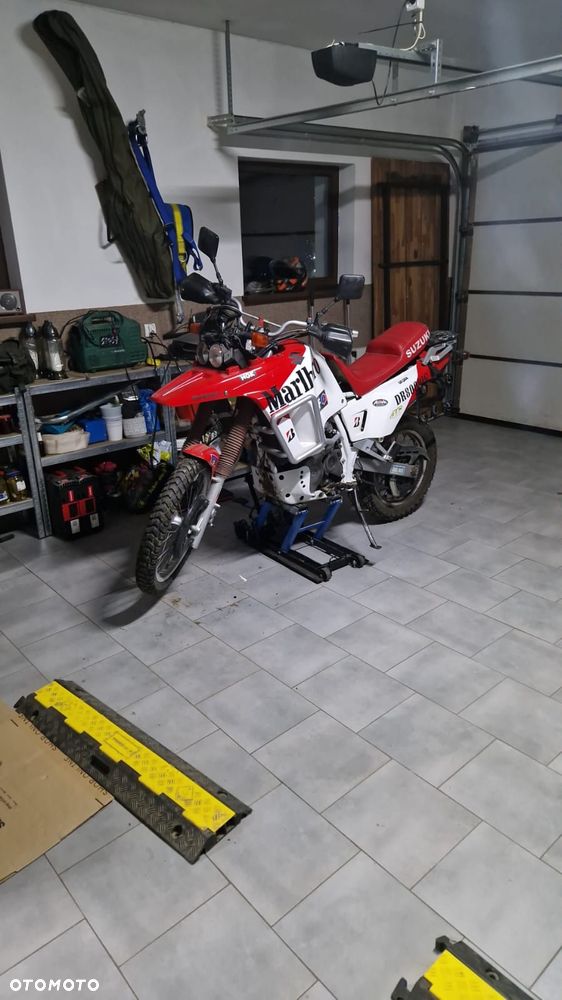 Suzuki DR - 2
