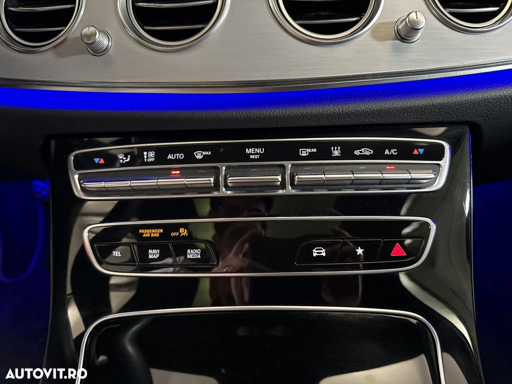 Mercedes-Benz E - 19