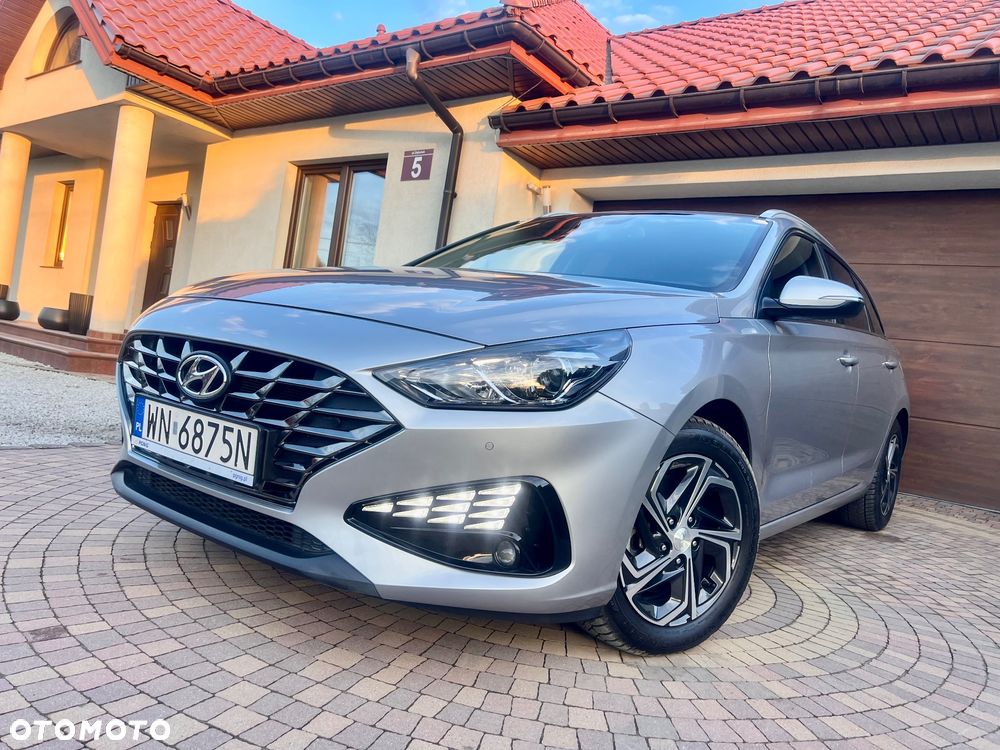 Hyundai i30 1.6 D Comfort - 13