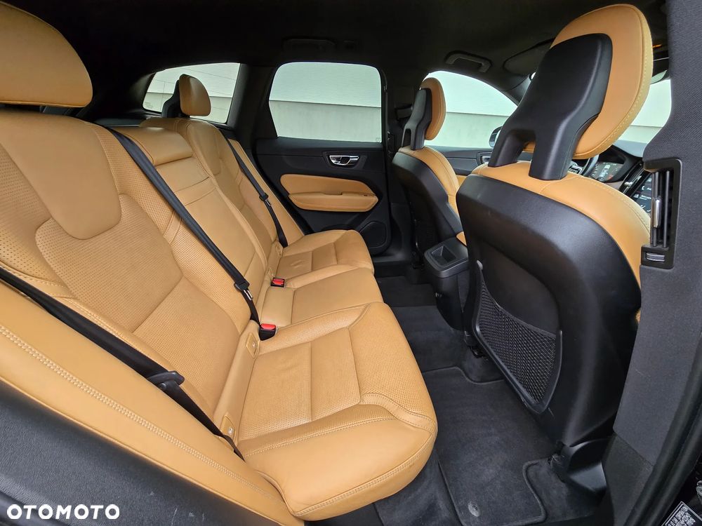 Volvo XC 60 D4 SCR AWD Inscription - 25