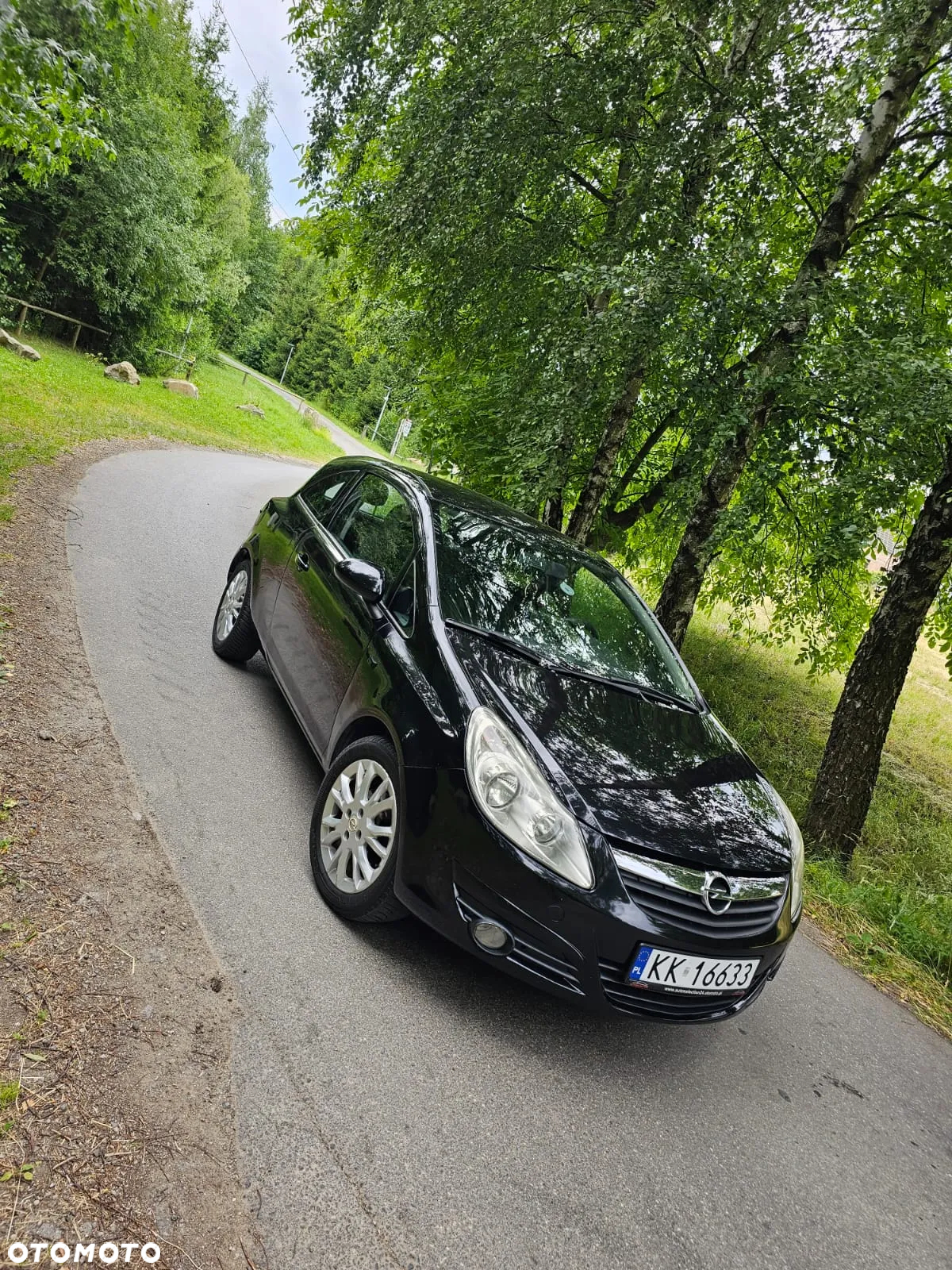 Opel Corsa 1.2 16V Cosmo - 3