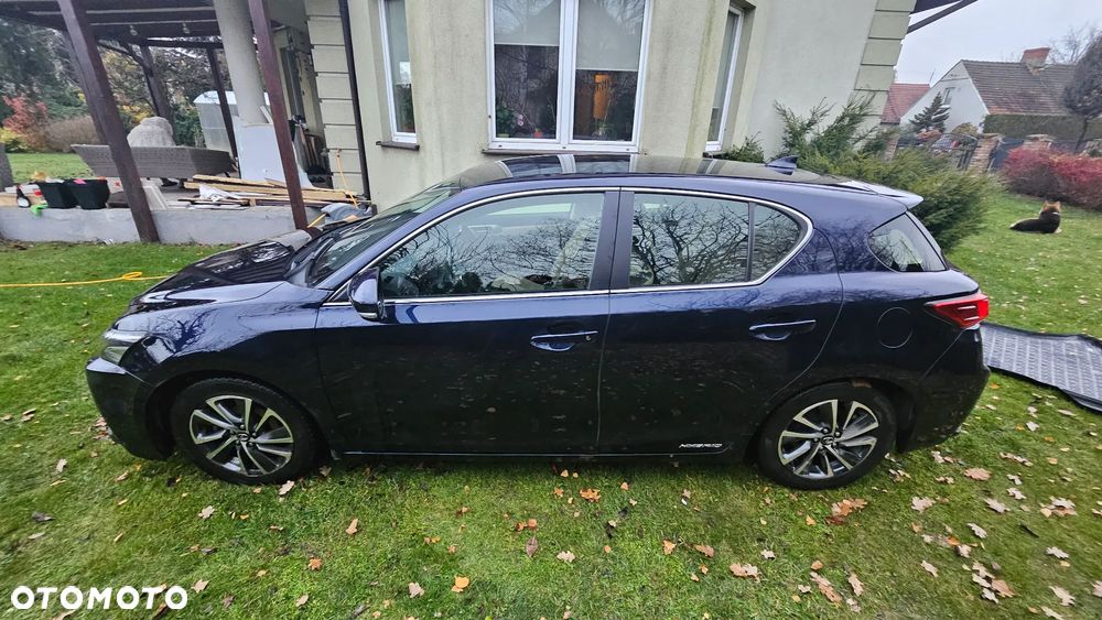 Lexus CT 200h Comfort - 10