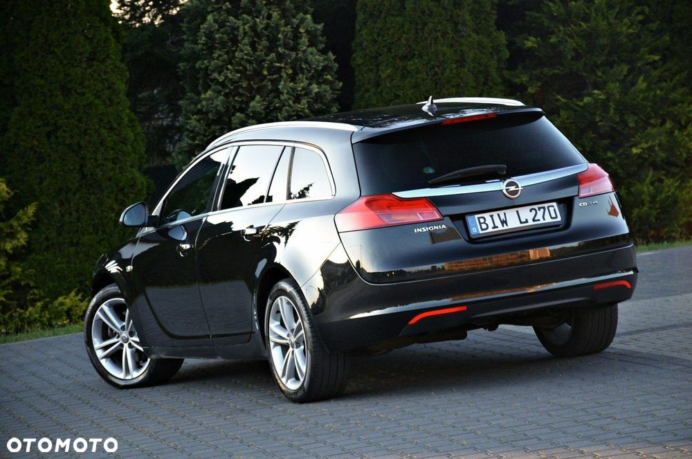 Opel Insignia - 11