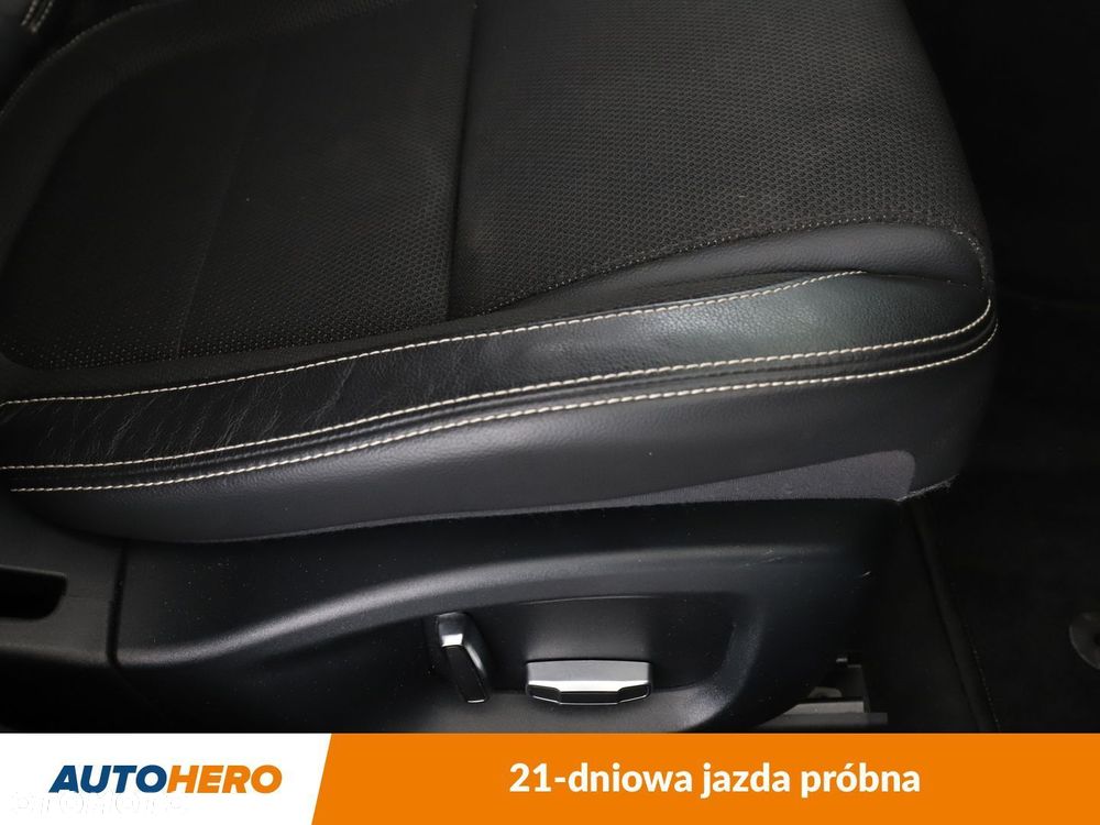 Jaguar XF 2.0 i4D R-Sport - 39