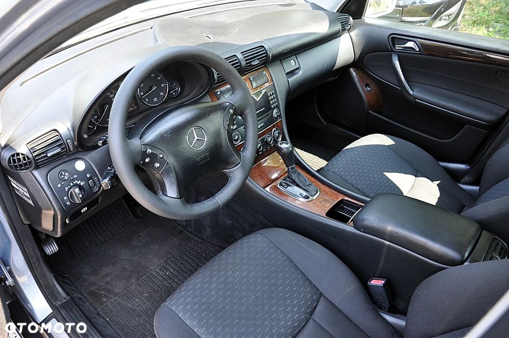 Mercedes-Benz Klasa C 200 Kompressor Automatik Elegance - 16