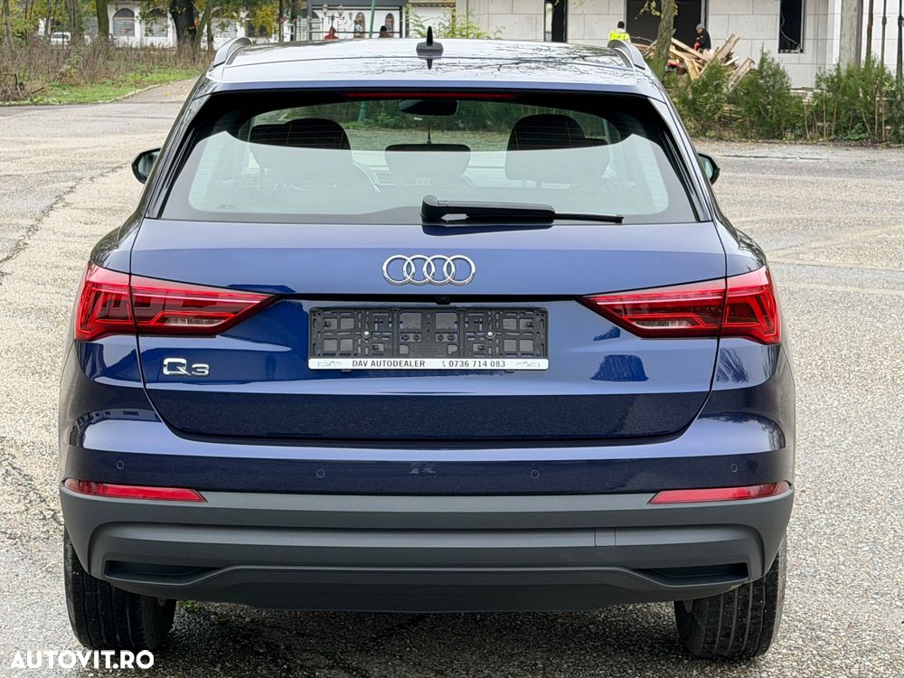 Audi Q3 35 TFSI S tronic - 4