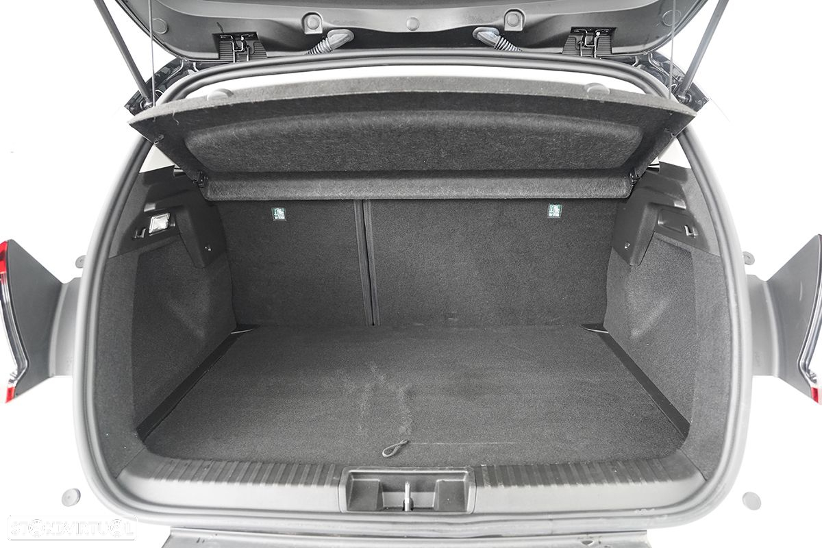Renault Captur 1.0 TCe Techno Bi-Fuel - 26
