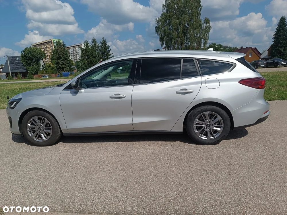 Ford Focus 1.0 EcoBoost Titanium X - 4