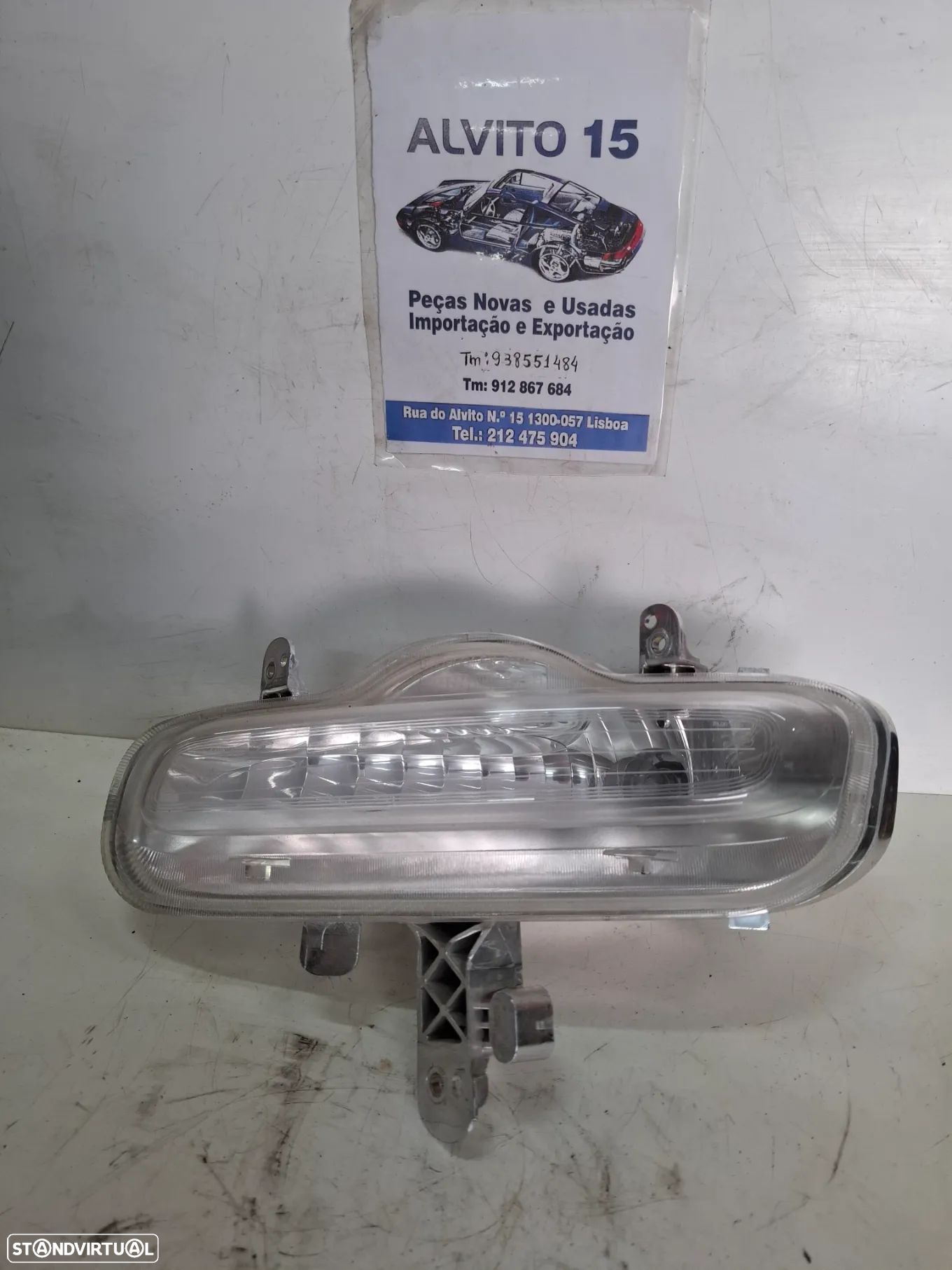 Farol de nevoeiro  esquerdo Fiat Panda 2019 - 1