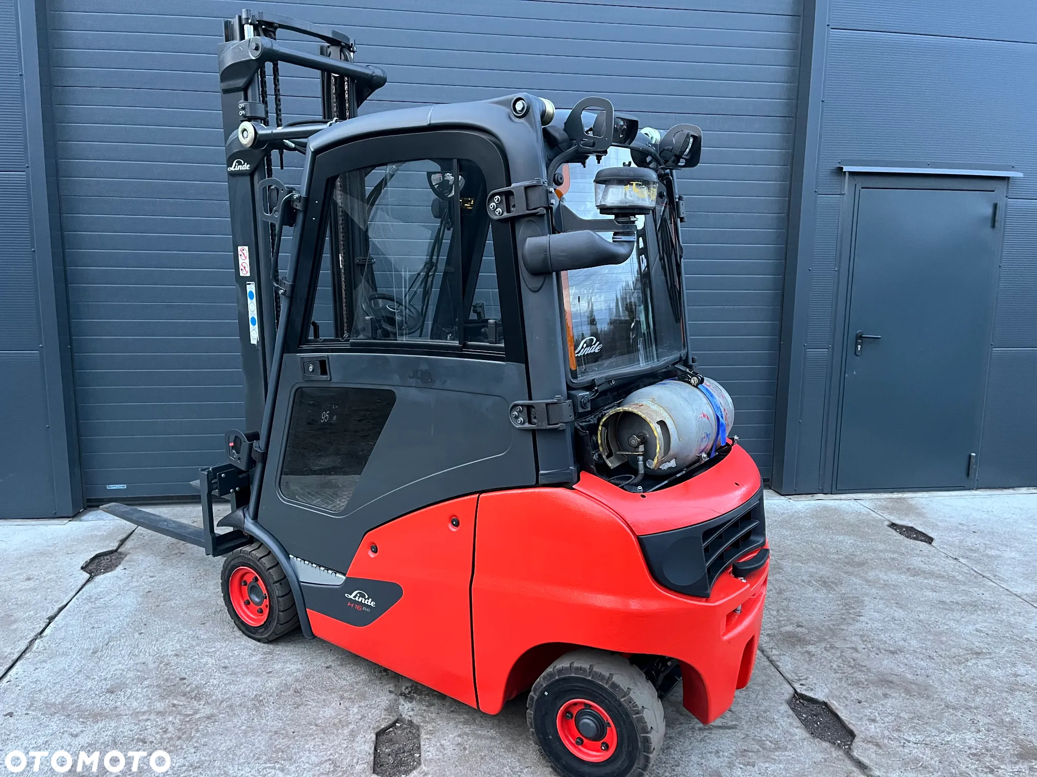 Linde H16T 391-01 Gaz LPG, Pełna kabina, Przesuw boczny, maszt Standard - 11