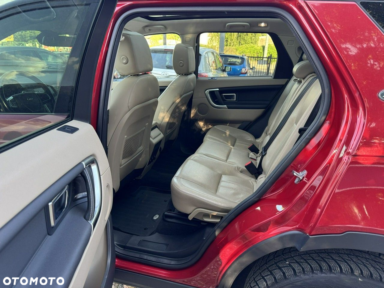 Land Rover Discovery Sport - 21