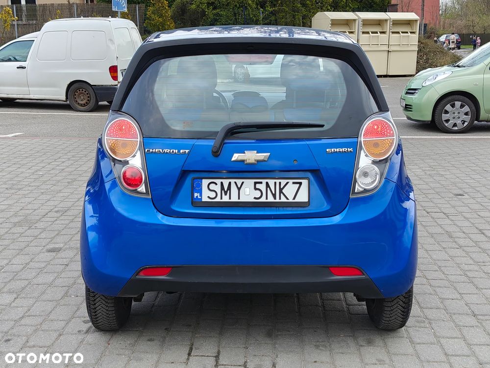 Chevrolet Spark 1.0 LS+ - 12