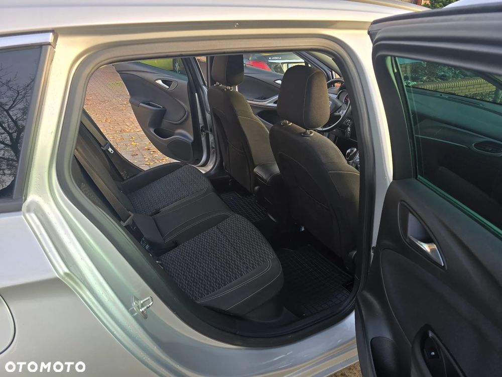 Opel Astra 1.6 D (CDTI) Start/Stop Sports Tourer Dynamic - 23