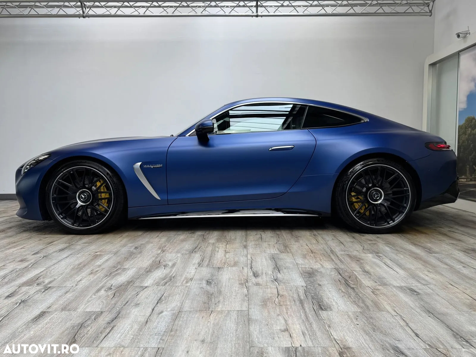 Mercedes-Benz AMG GT 63 4MATIC+ Coupe - 4