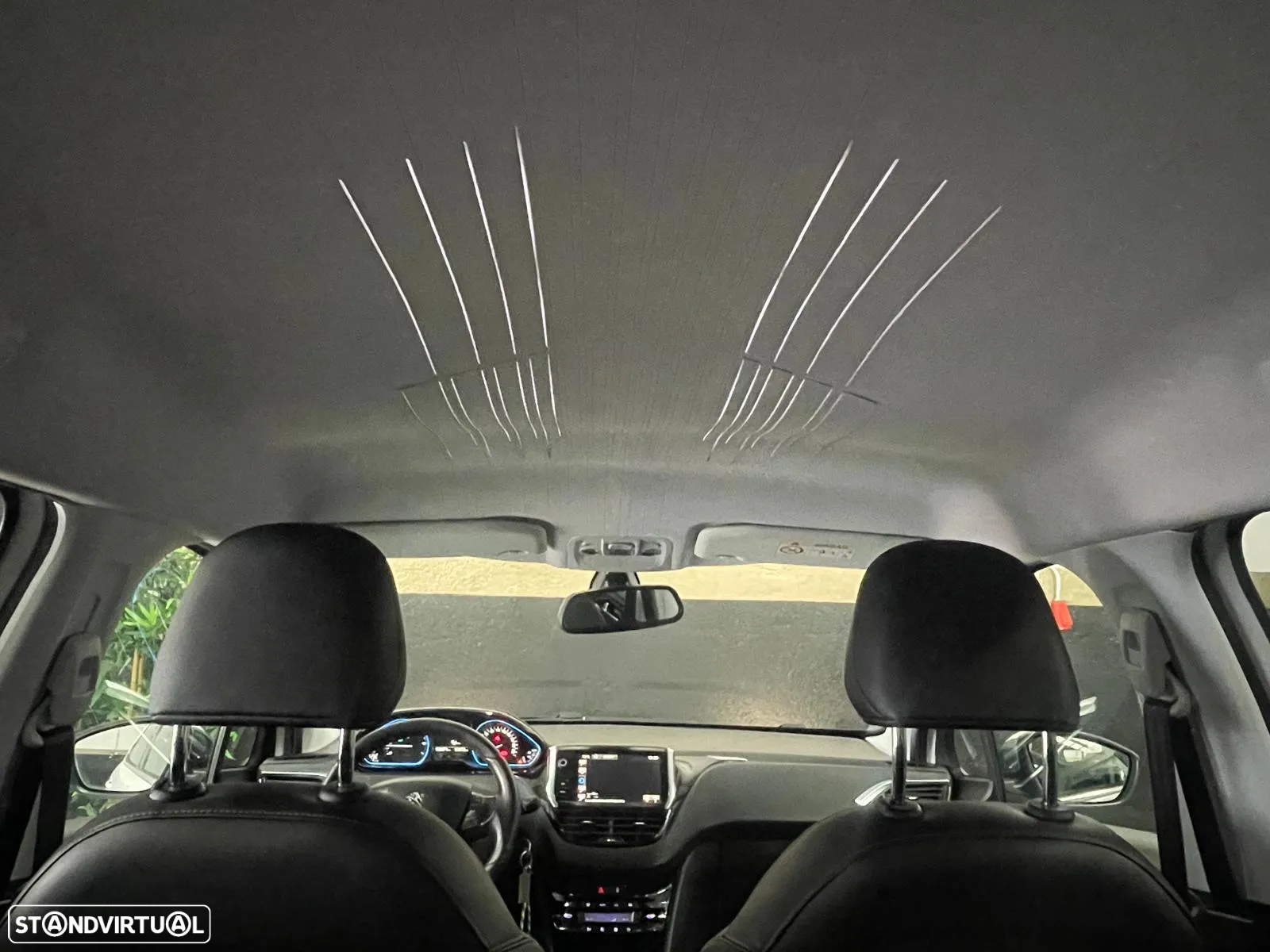 Peugeot 2008 1.2 PureTech Crossway - 37
