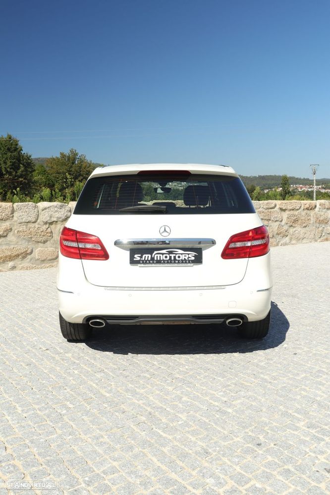 Mercedes-Benz B 200 - 10