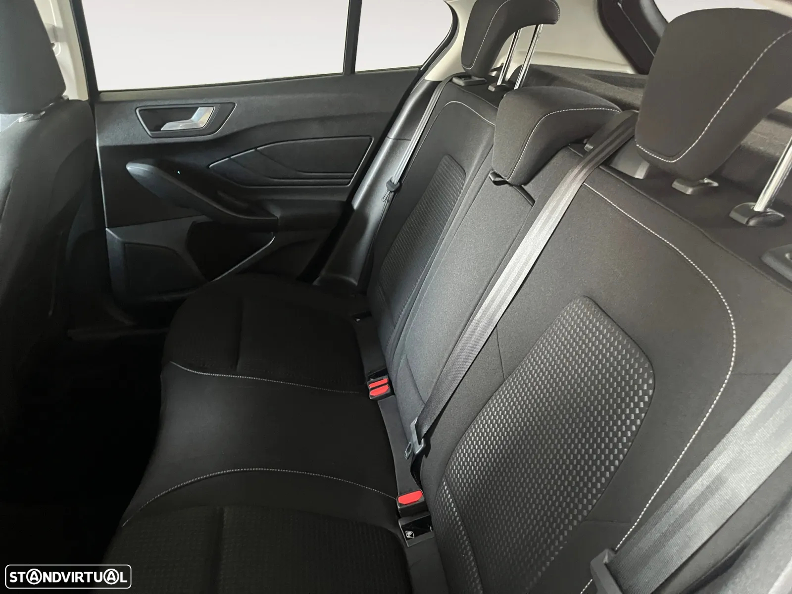 Ford Focus 1.0 EcoBoost Connected - 15