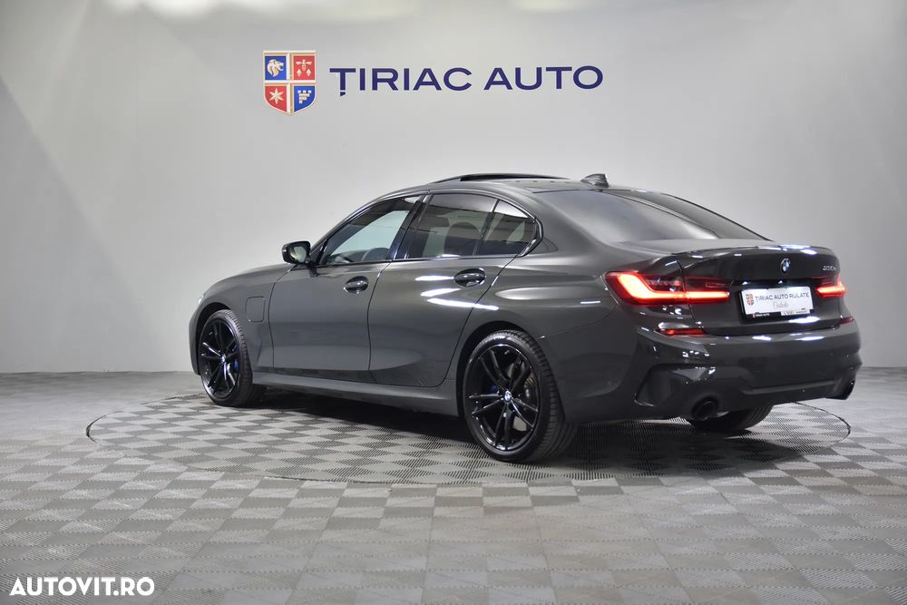 BMW Seria 3 330e AT PHEV - 3