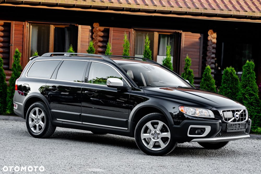 Volvo XC 70 D5 AWD Geartronic Summum - 4