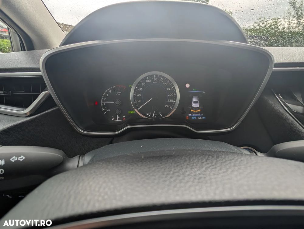 TOYOTA Corolla 2022 — imagine 13